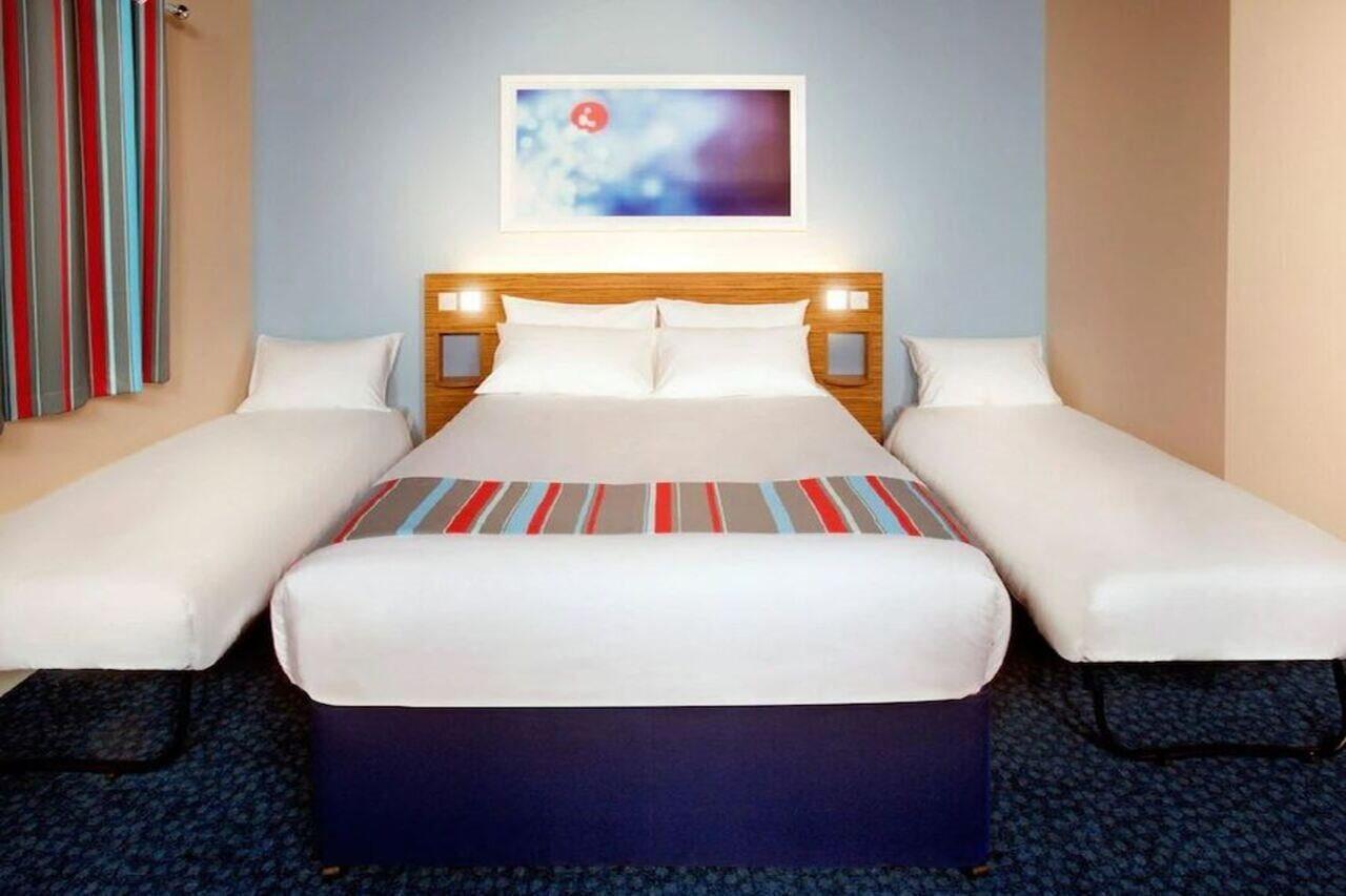 Travelodge Llanelli Cross Hands Luaran gambar